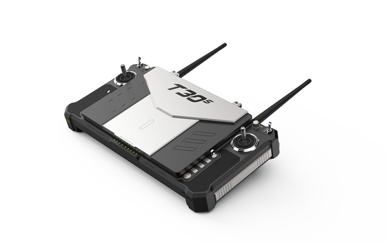 T30S todo-em-um GCS portátil é perfeitamente adequado para drones de pequeno e médio alcance com tela de 10,1 polegadas dupla